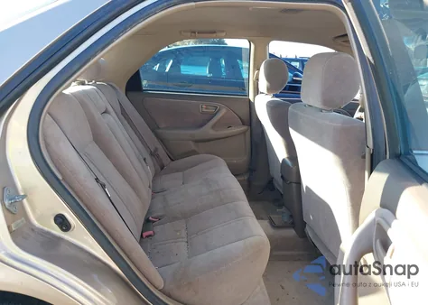 1998 Toyota Camry Le z USA, uszkodzony, nr VIN JT2BG22K4W0146417